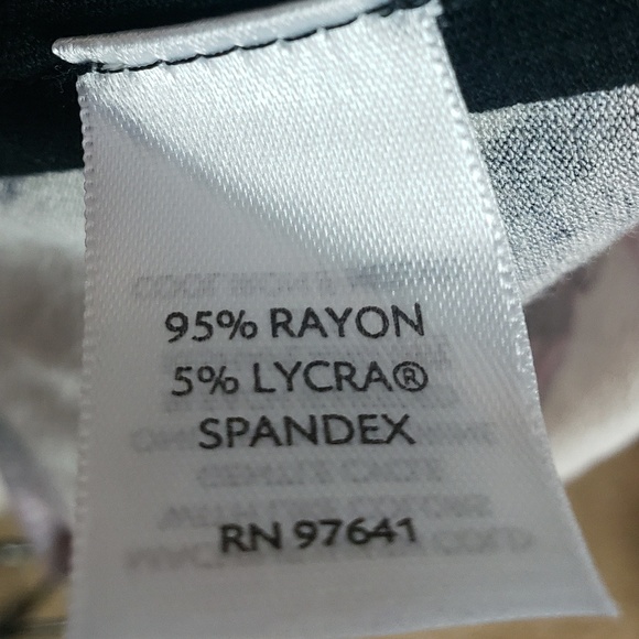 J. Jill Floral Sleeveless Petite Top - Picture 8 of 8